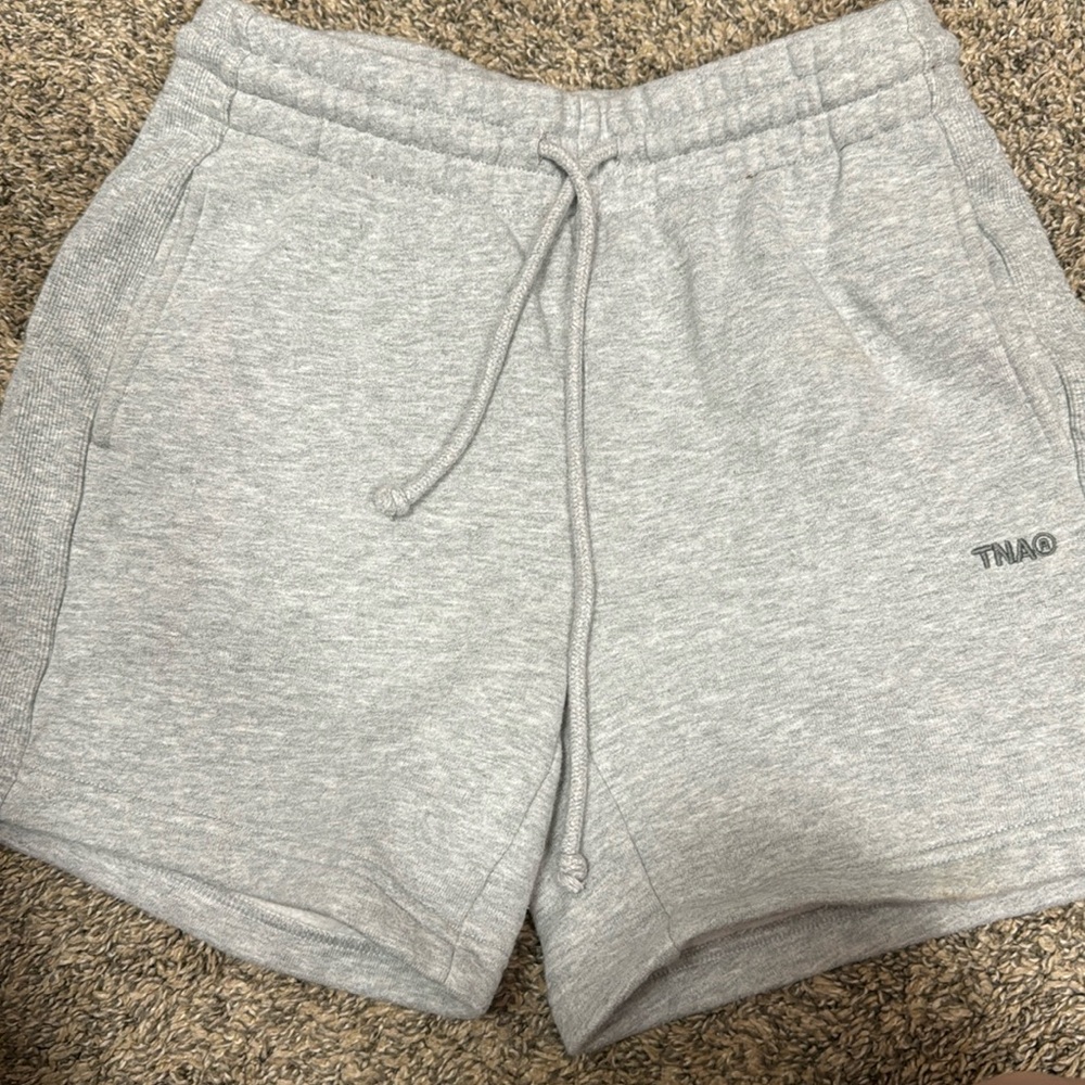 Aritzia TNA sweat fleece shorts -cozy fleece